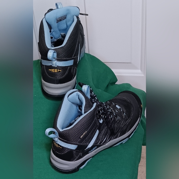 Keen Black and Blue Lace Up Boots Size 7.5(EU 38) - Picture 3 of 8